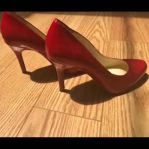Max studio red heels. Size 6.